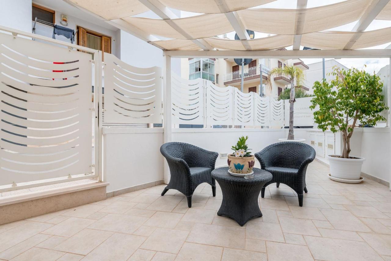 Your House Rooms 1 Polignano a Mare Exterior photo